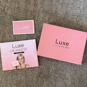 Luxe Lash Lift Set in Soft Pink